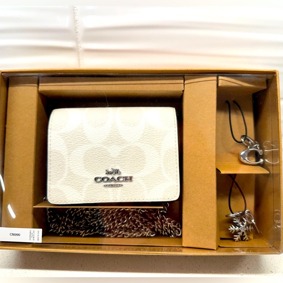 Coach Handbags - Brand New In Box Coach Boxed Mini Wallet On Chain
